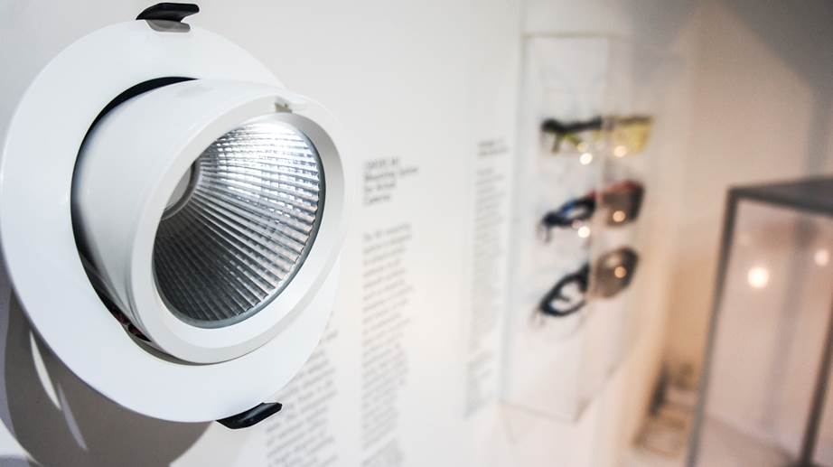 湯石燈具 DW303C 紅點設(shè)計獎 Reddot 紅點設(shè)計博物館