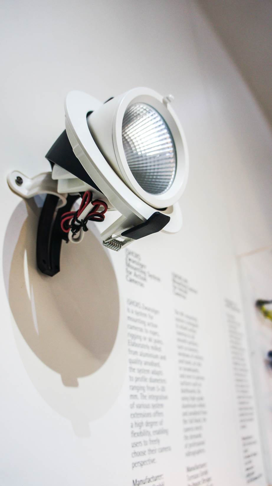 湯石燈具 DW303C 紅點設(shè)計獎 Reddot 紅點設(shè)計博物館